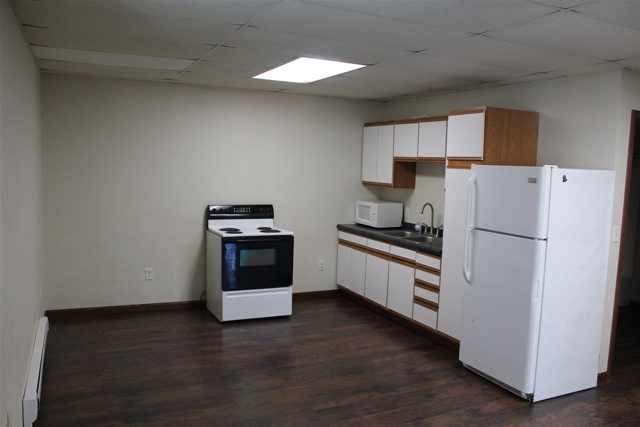 216 S Cherry St, Shell Rock, IA 50670
